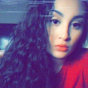 Meet your Posher, Damara